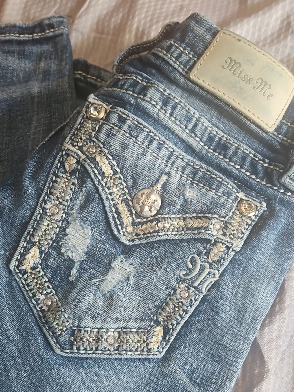Miss Me Factory Distressed Light Blue Embellished Ankle Skinny Jeans Size 25